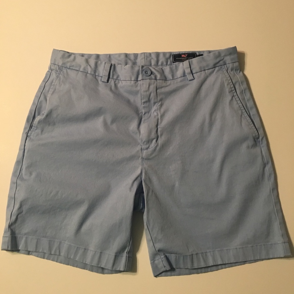 Vineyard Vines Men's Shorts Size 36